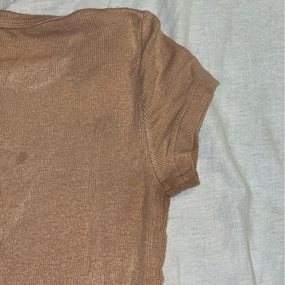 Ribbed WILFRED Crew Women's Tee - Picture 5 of 8